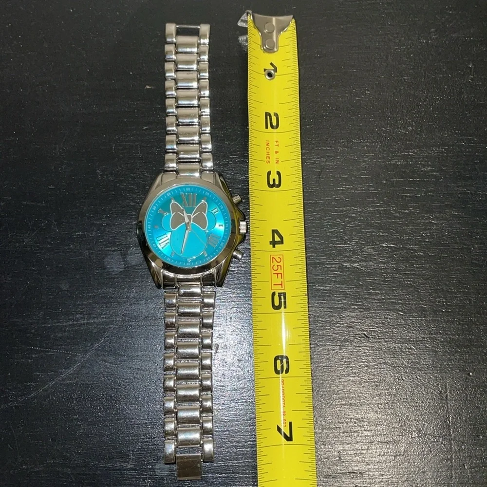 Vintage Accutime Women's Minnie Mouse Silver Tone Blue Face Watch